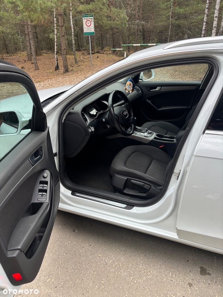 Audi A4 Avant 2.0 TDI DPF multitronic Attraction - 13