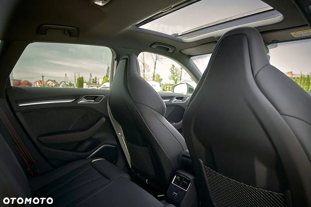 Audi RS3 Sportback 2.5 TFSI Quattro S tronic - 39