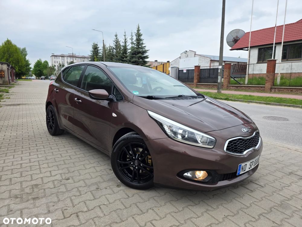 Kia Ceed 1.6 GDI L - 9
