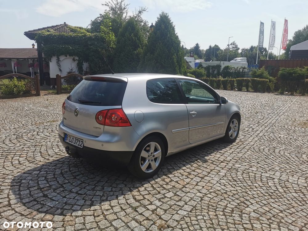 Volkswagen Golf 1.9 TDI United - 4