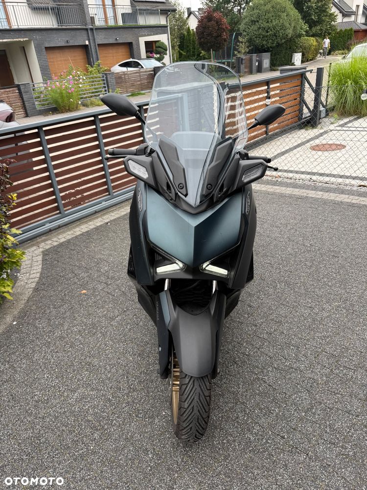 Yamaha X-max - 5