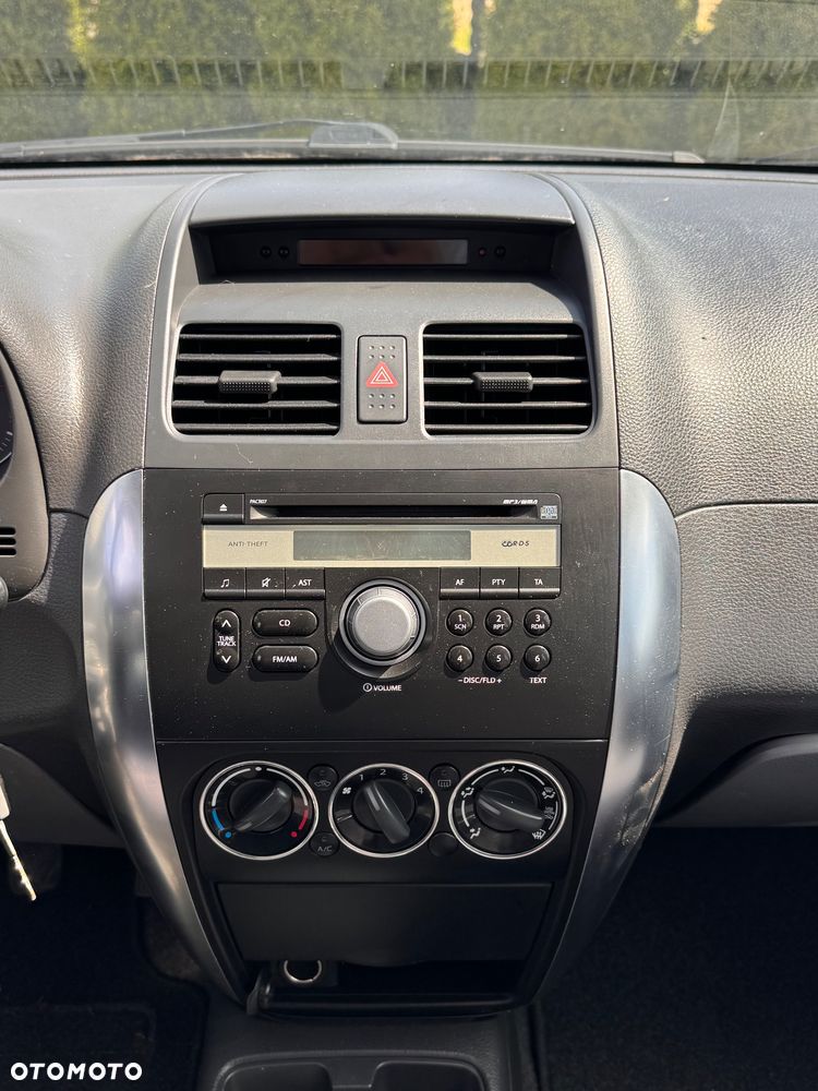 Suzuki SX4 1.9 DDiS DPF Streetline 4x2 Club - 22