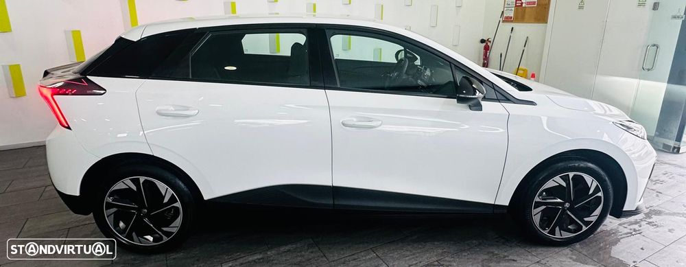 MG MG4 Luxury 49 kWh - 2