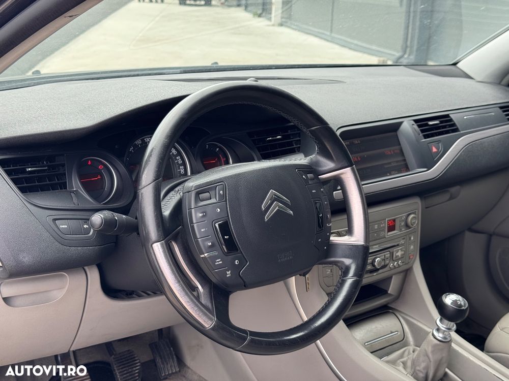 Citroën C5 2.0 HDi FAP Susp M Seduction - 5