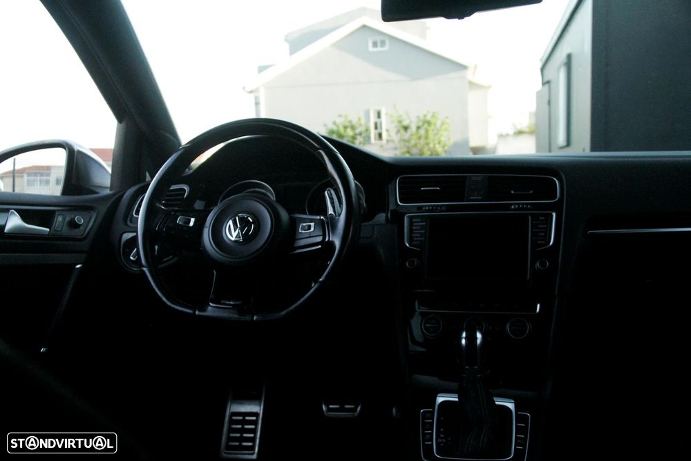 VW Golf R 4Motion BlueMotion DSG - 9