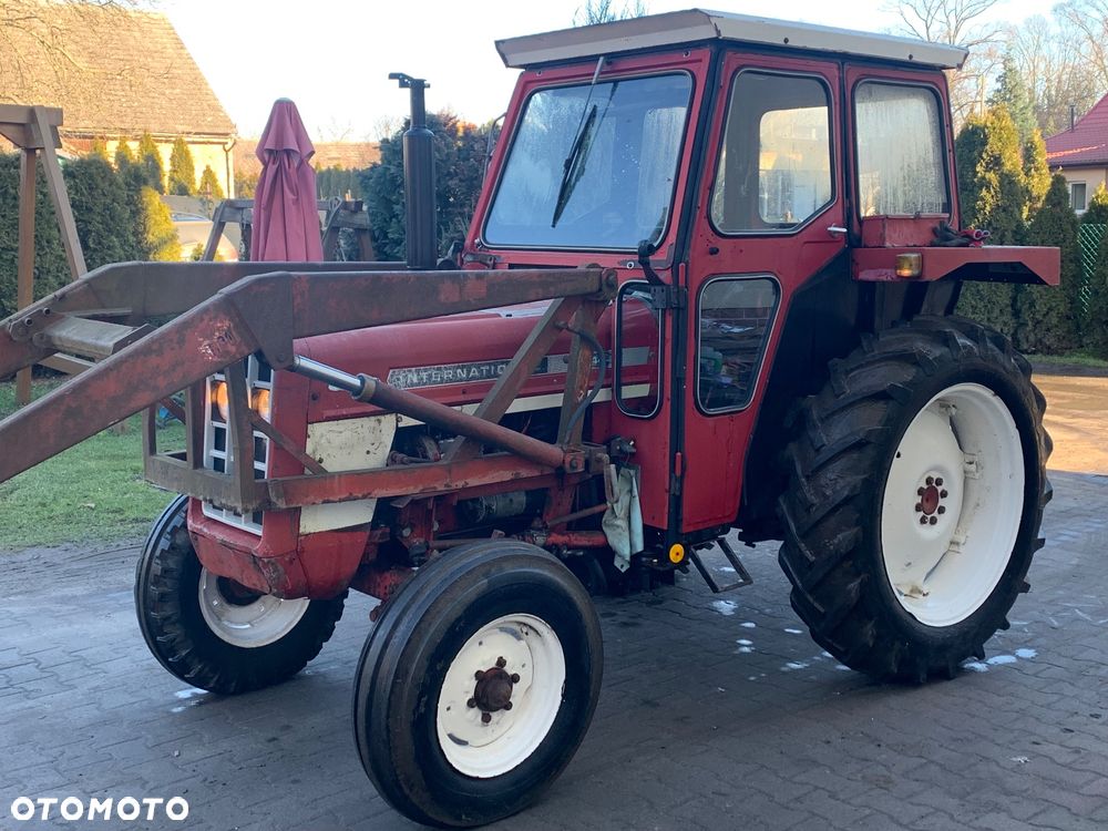 Case IH International 444 - 7