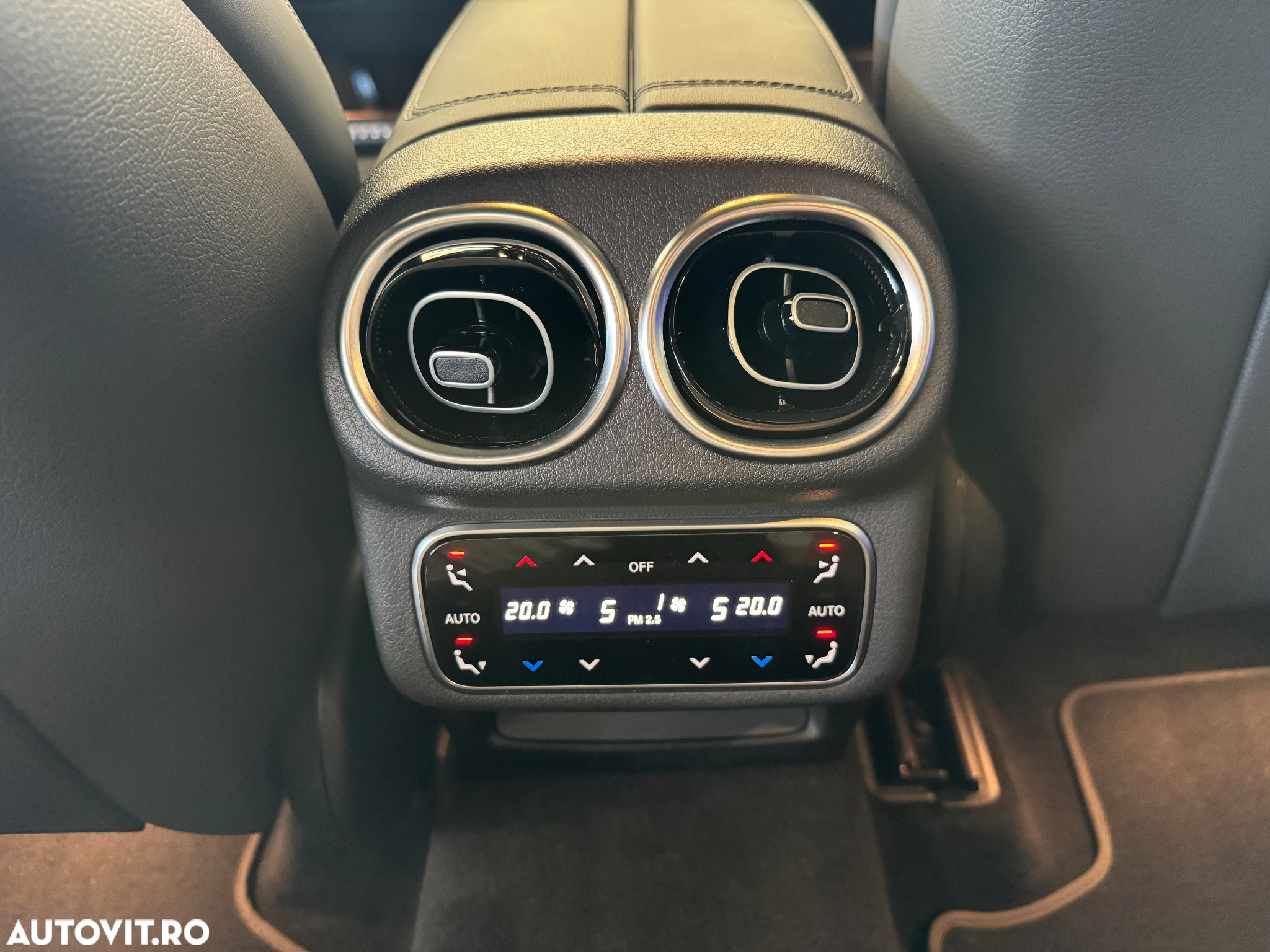 Mercedes-Benz GLC 200 4Matic 9G-TRONIC AMG Line Advanced - 14