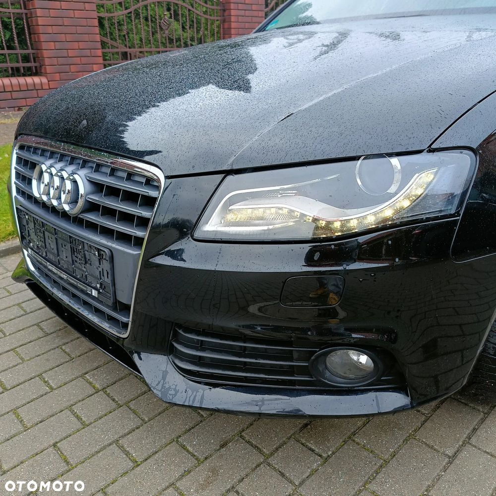 Audi A4 Limousine - 15