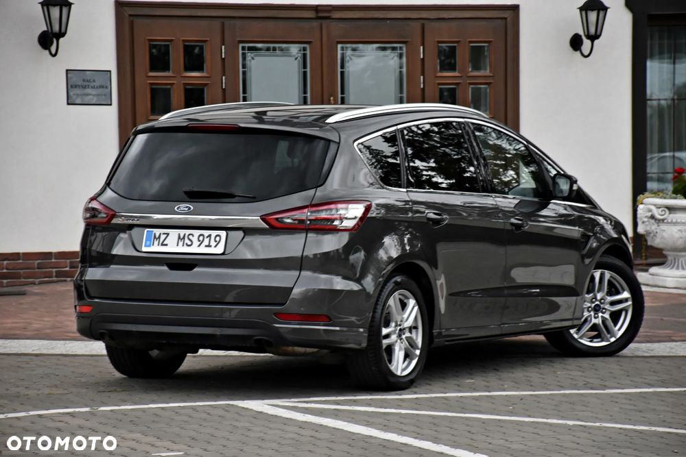 Ford S-Max 2.0 TDCi Titanium PowerShift - 22