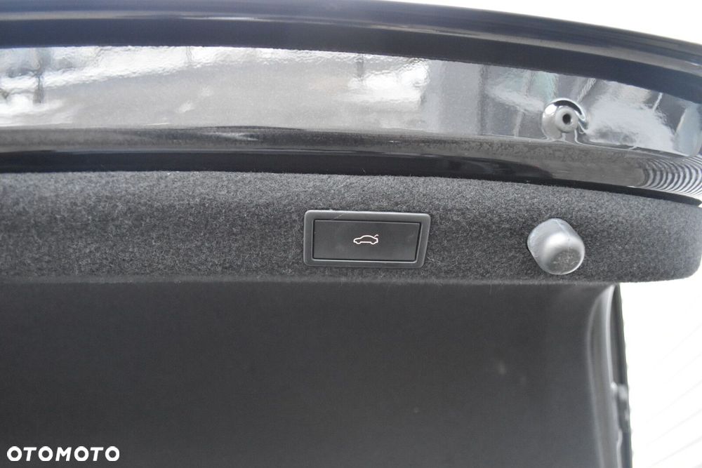 Skoda Superb 2.0 TDI SCR Ambition DSG - 32