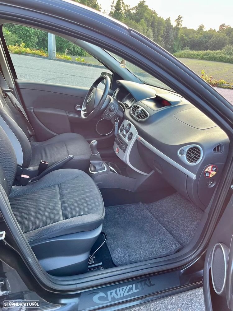 Renault Clio 1.5 dCi Rip Curl - 8