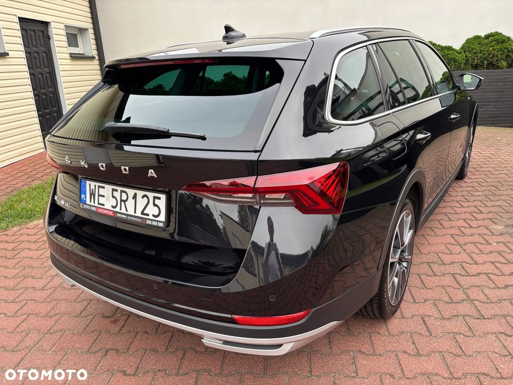 Skoda Octavia 1.5 TSI ACT Scout - 8