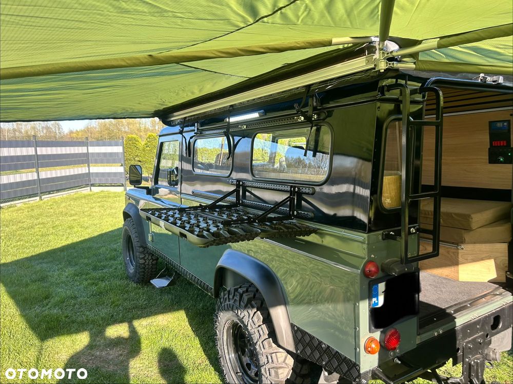 Land Rover Defender - 20