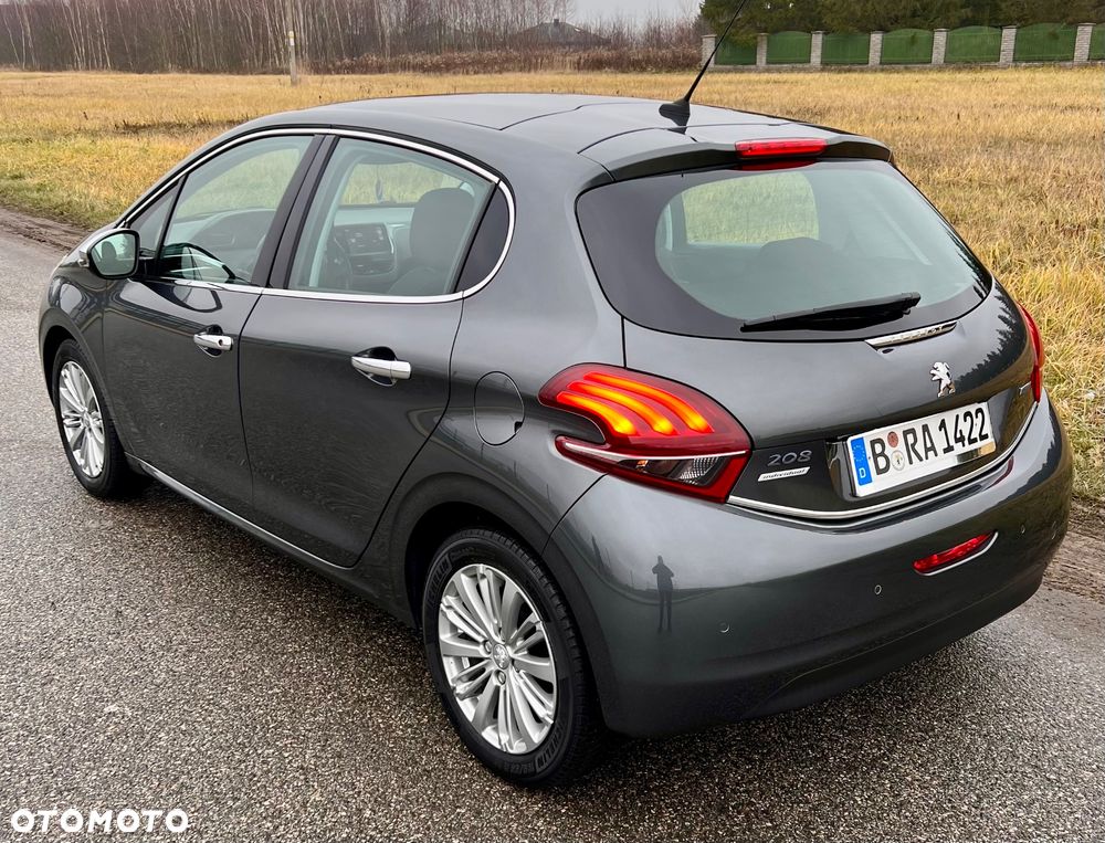 Peugeot 208 82 PureTech Style - 2