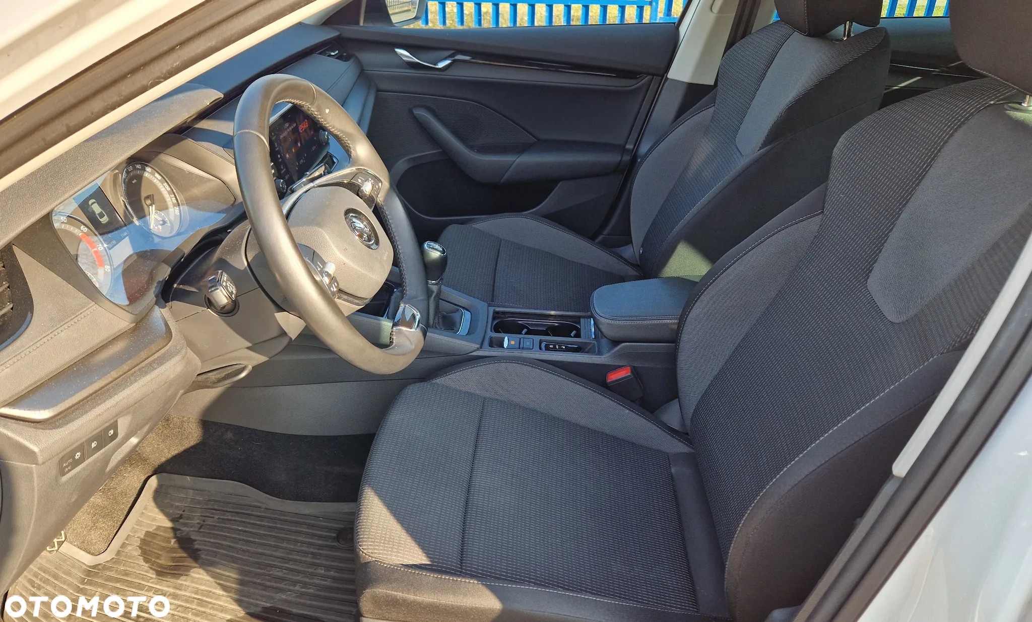 Skoda Octavia 1.5 TSI ACT Ambition - 9