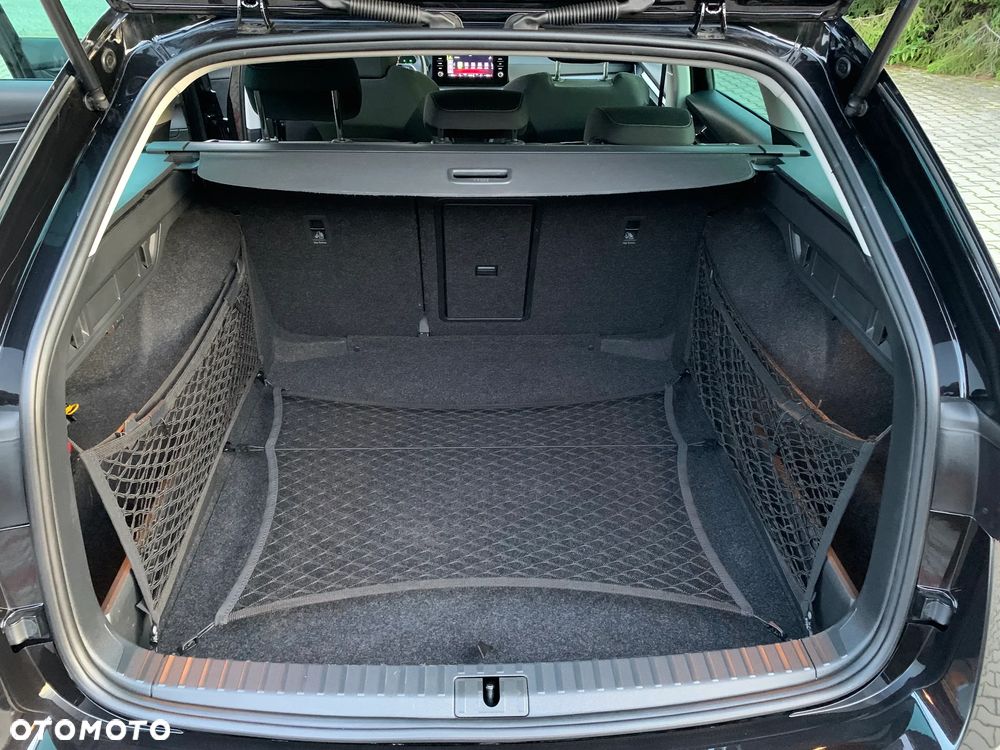Skoda Octavia 2.0 TDI Ambition DSG - 23