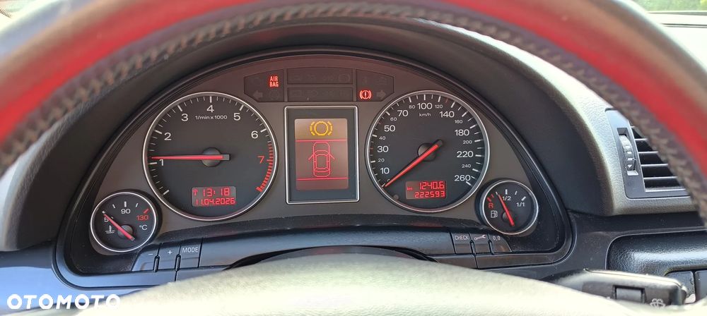 Audi A4 Limousine - 16