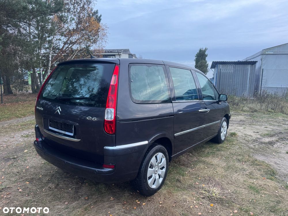 Citroën C8 2.0 16V Confort - 6