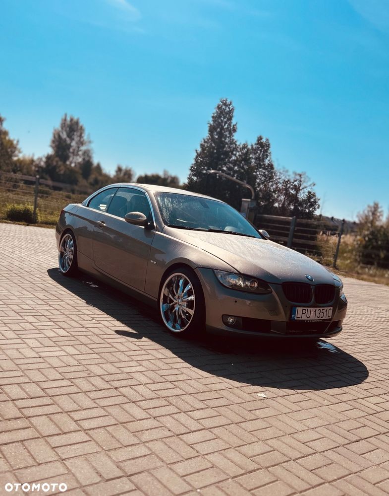 BMW Seria 3 325i - 2