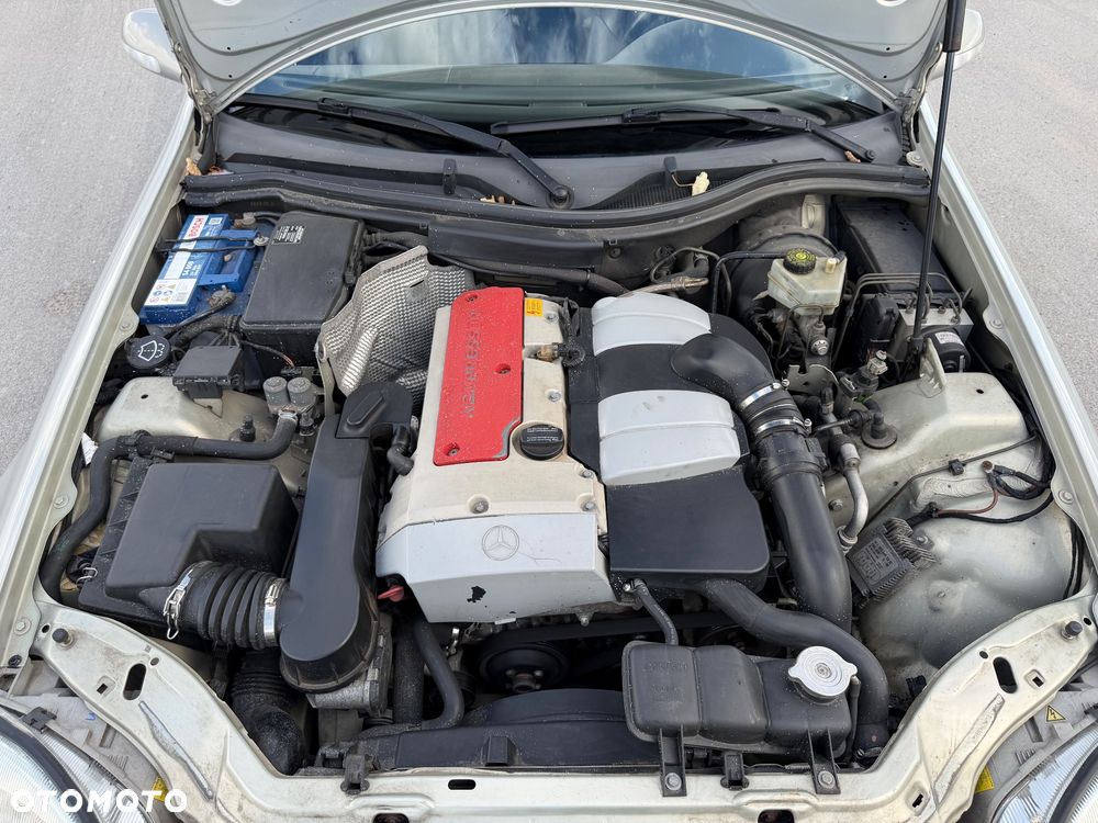 Mercedes-Benz SLK - 24