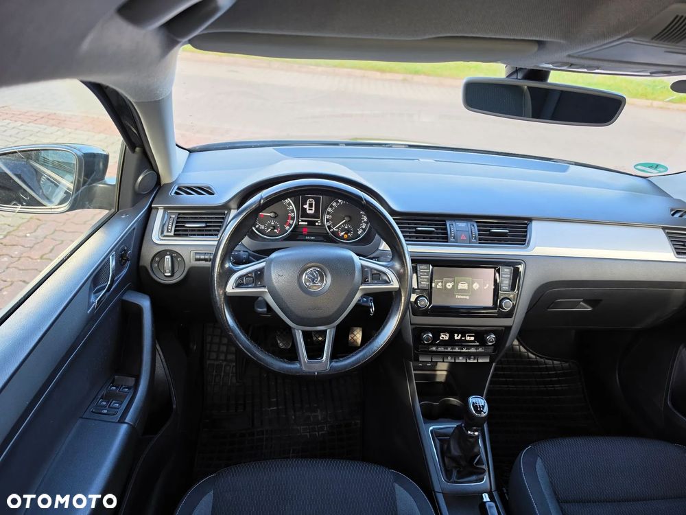Skoda RAPID 1.4 TDI Style - 12