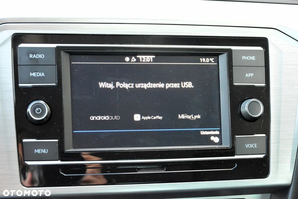 Volkswagen Passat 2.0 TDI EVO Essence DSG - 25