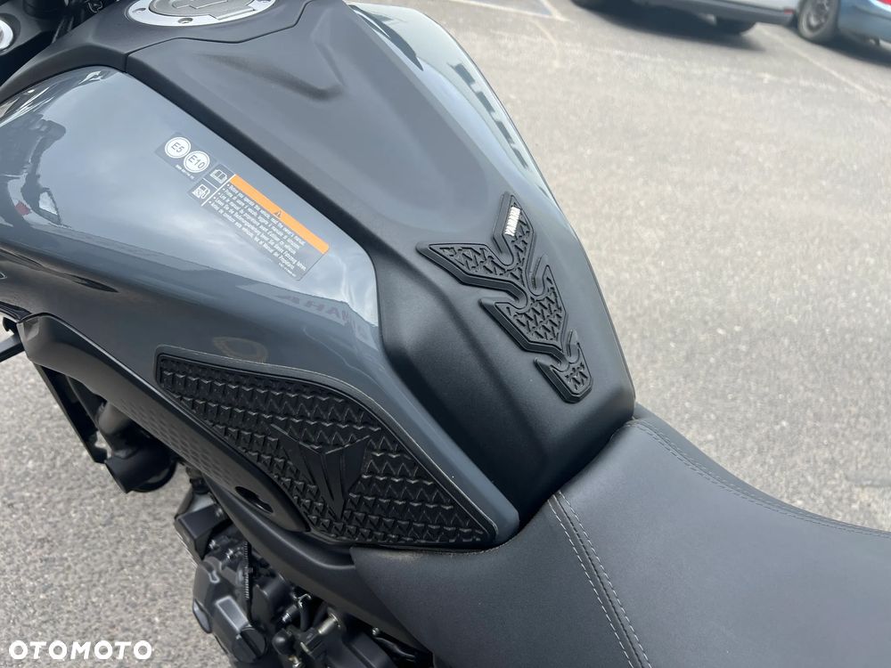 Yamaha MT - 16