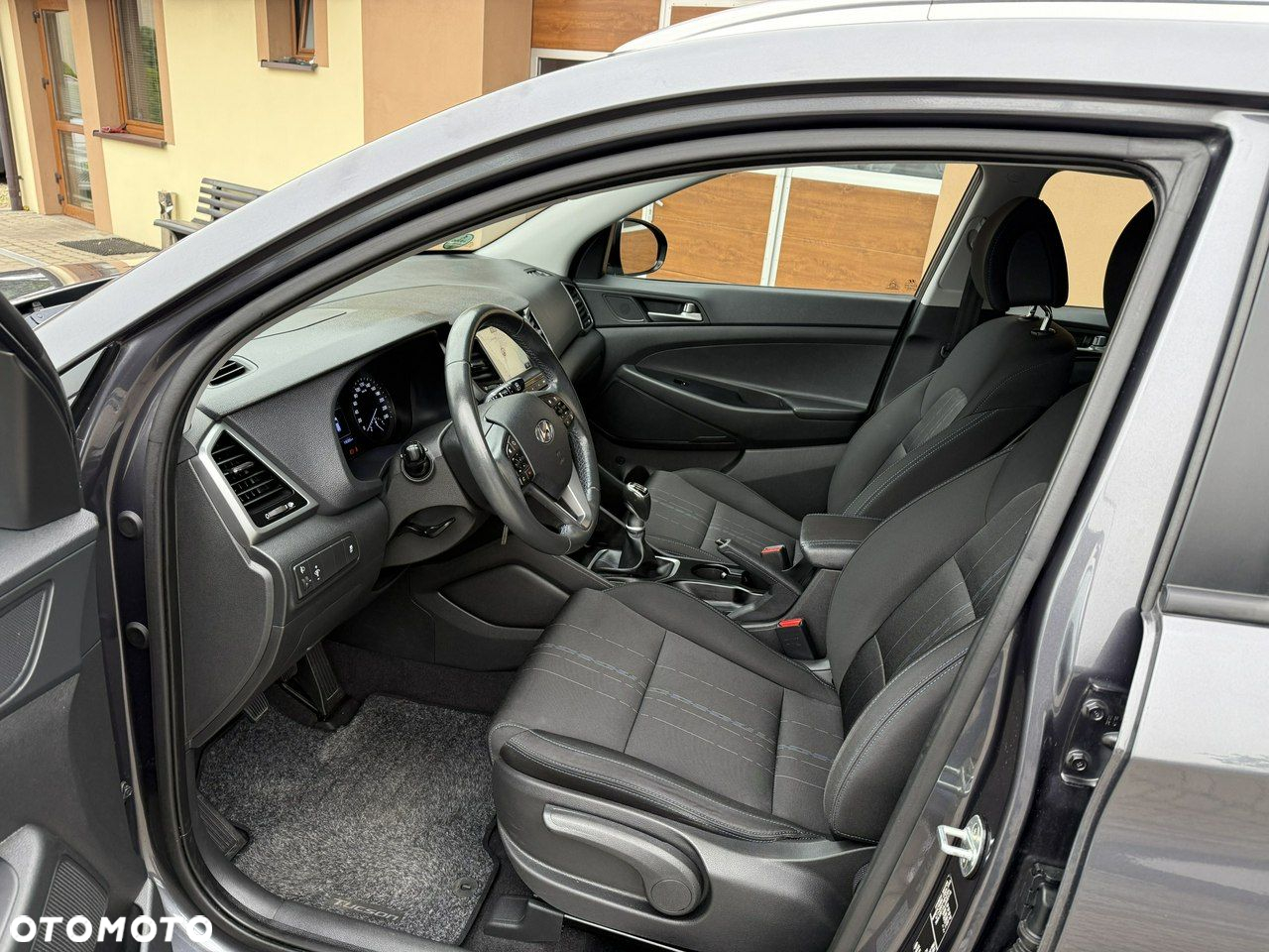 Hyundai Tucson 1.6 GDI BlueDrive Classic 2WD - 21