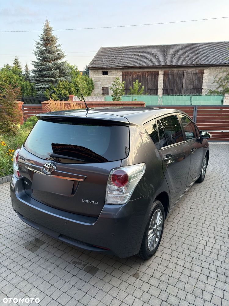 Toyota Verso 1.6 - 4