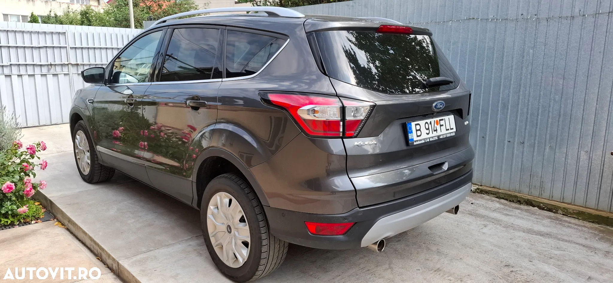 Ford Kuga 1.5 EcoBoost 4x4 Aut. Titanium - 3