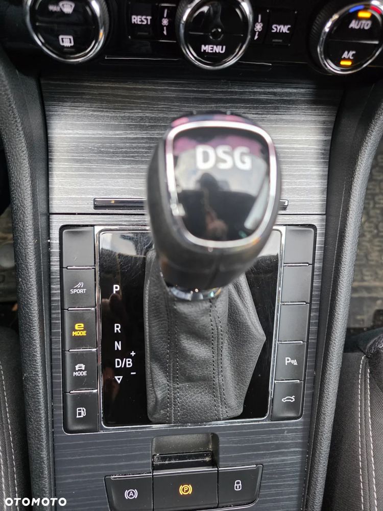 Skoda Superb 1.4 TSI Plug-In Hybrid Style DSG - 13