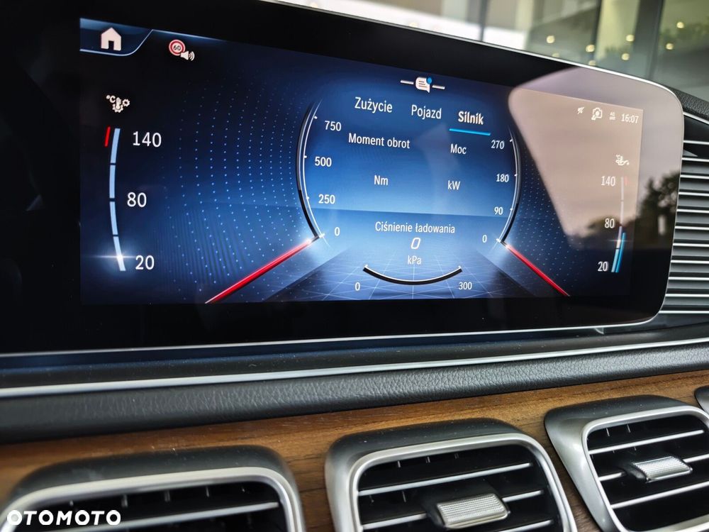 Mercedes-Benz GLE - 29