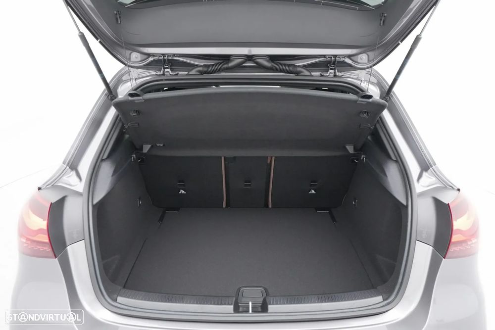 Mercedes-Benz A 180 d AMG Line Aut. - 28