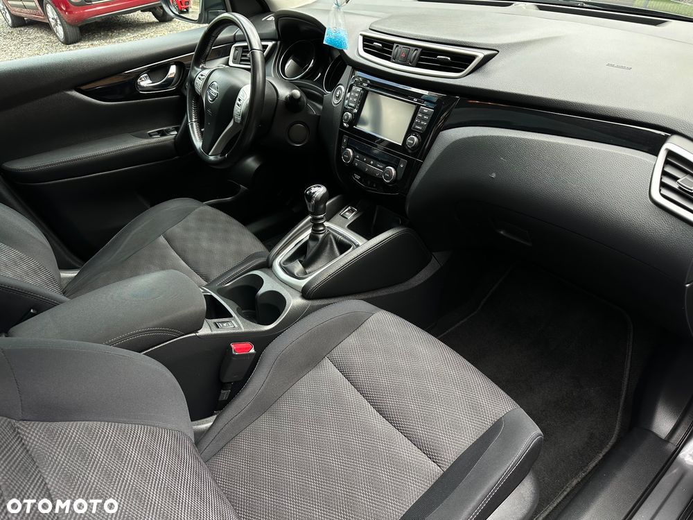 Nissan Qashqai - 14