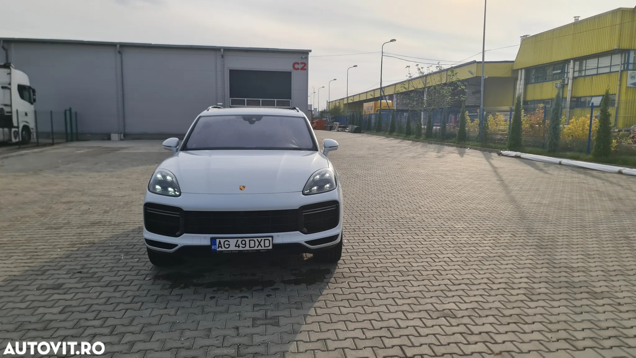 Porsche Cayenne Turbo - 4