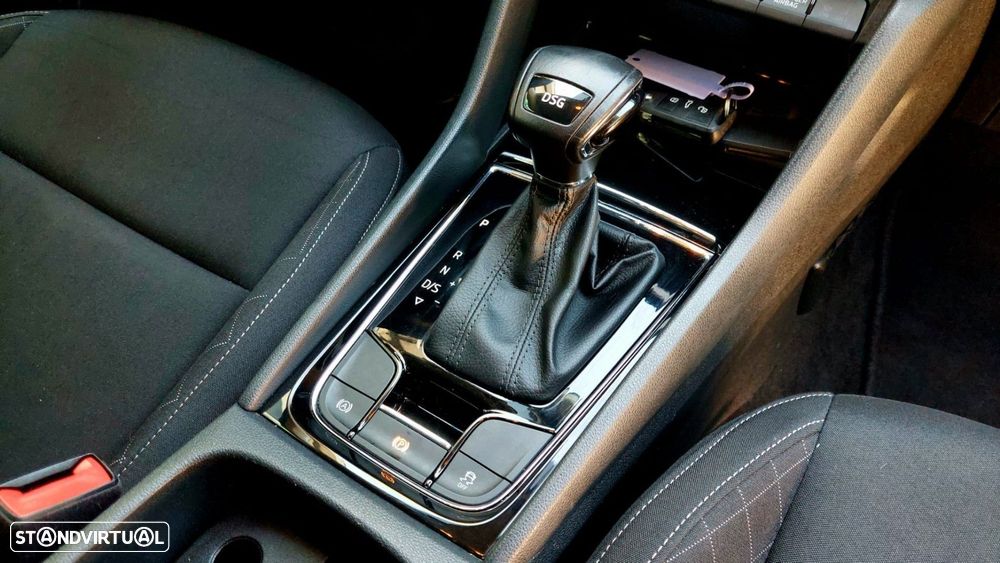 Skoda Karoq 1.6 TDI Ambition DSG - 15