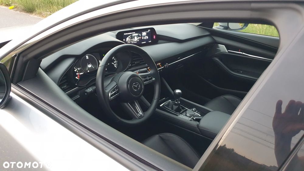 Mazda 3 2.0 mHEV Exclusive Line - 2