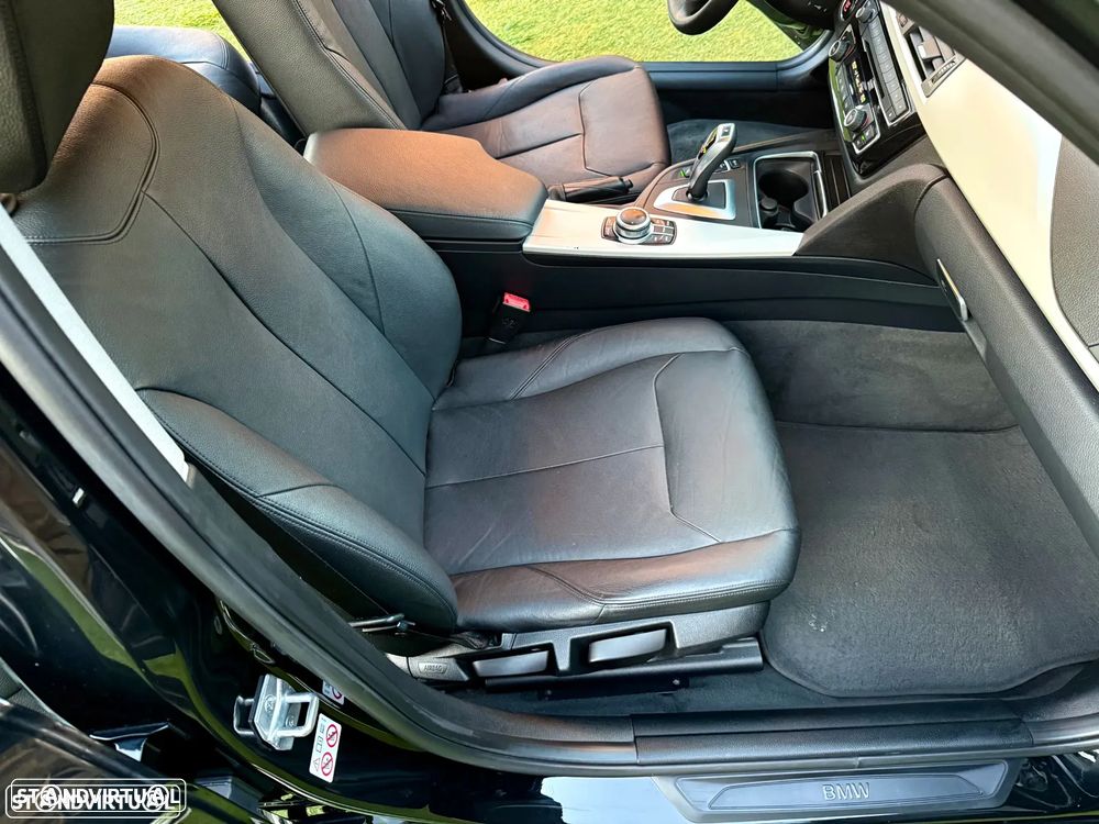 BMW 320 d Touring Ultimate Auto - 8