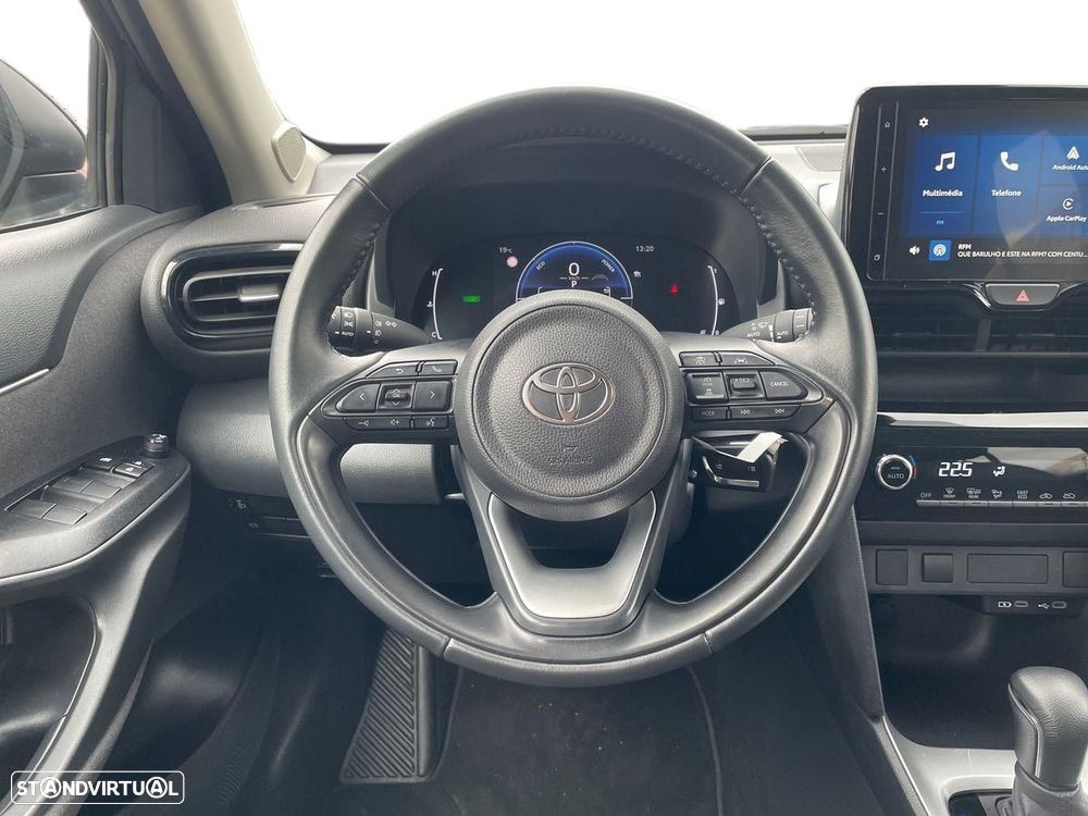 Toyota Yaris Cross 1.5 HDF Comfort Plus - 13