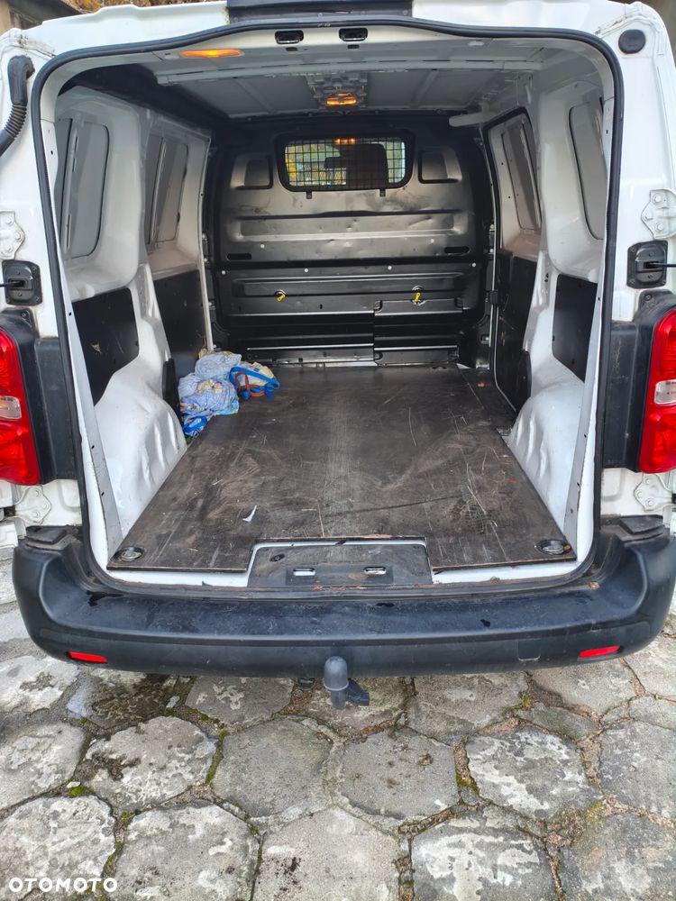Toyota Proace Medium 2,0 Activ D4D120 - 5