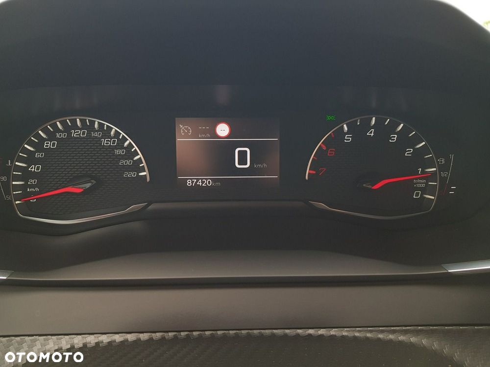Peugeot 2008 PureTech 130 Allure - 19