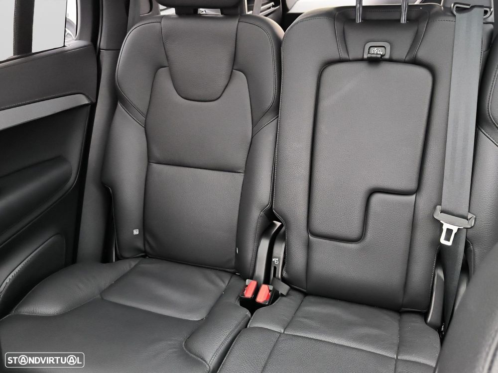 Volvo XC 90 2.0 T8 PHEV Plus Dark AWD - 17