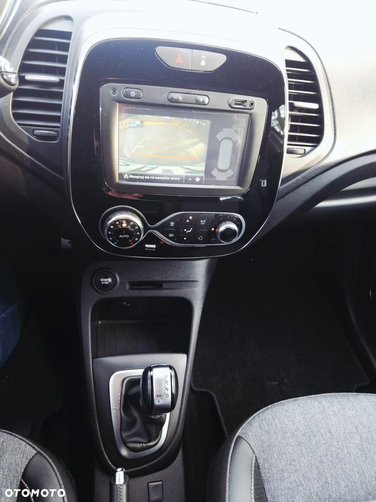 Renault Captur - 23