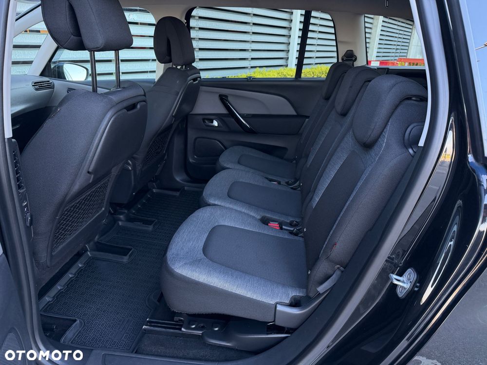 Citroën C4 Grand Picasso BlueHDi 120 EAT6 Exclusive - 26