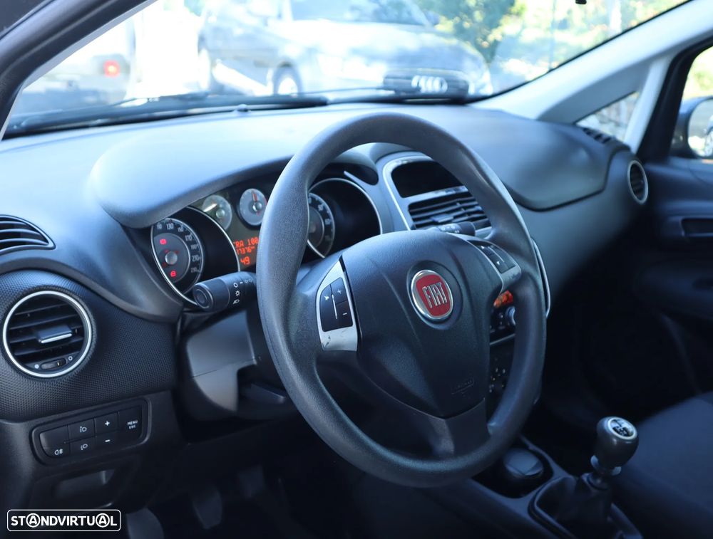 Fiat Punto 1.2 Young S&S - 26