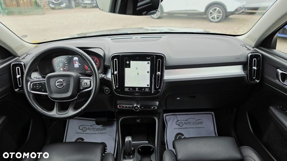 Volvo XC 40 - 5