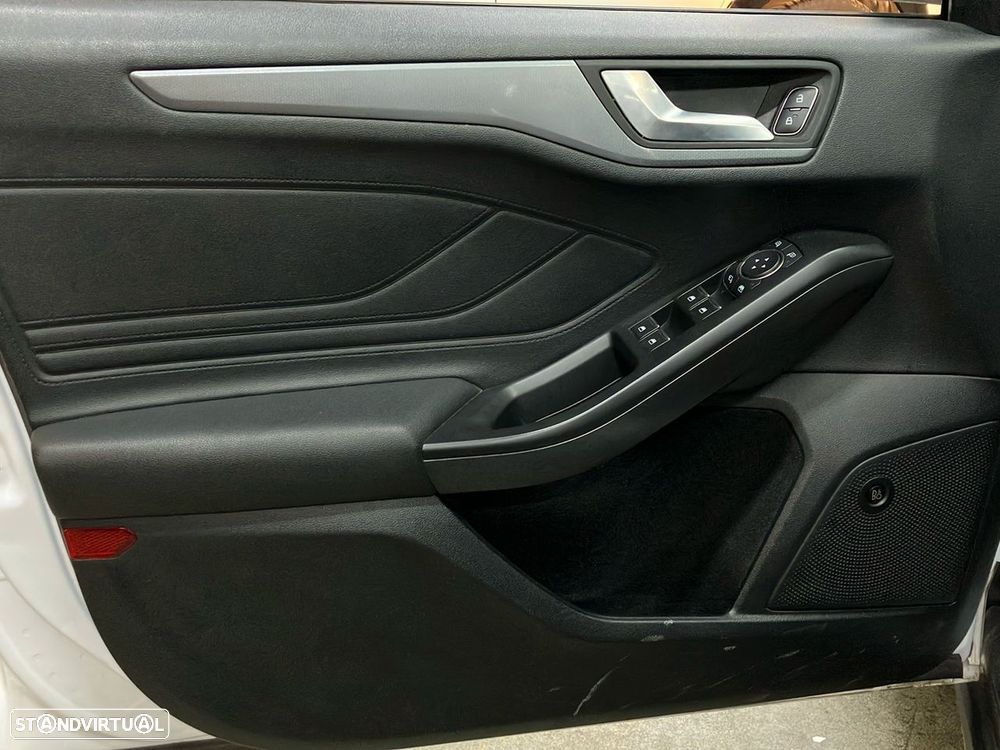 Ford Focus - 21