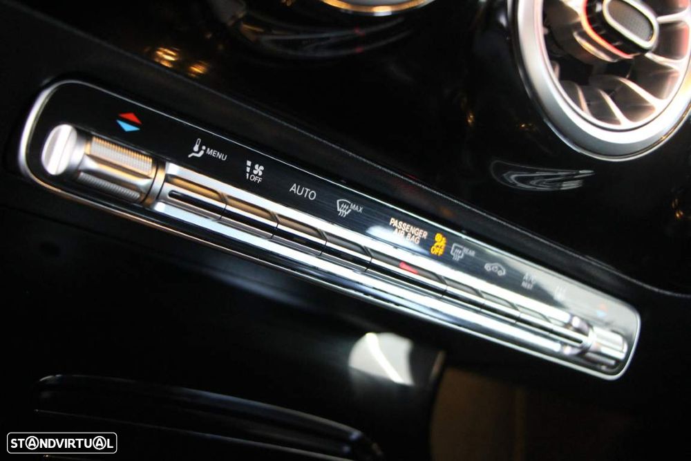 Mercedes-Benz A 250 e AMG Line - 19