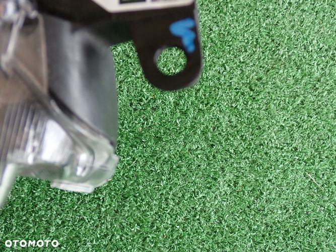 TOYOTA YARIS IV FULL LED 20- reflektor prawy lampa - 4