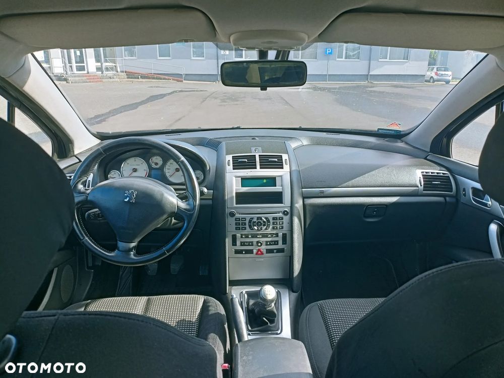 Peugeot 407 - 1